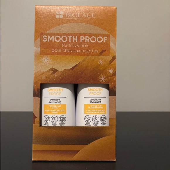 BIOLAGE Smoothproof Shampoo and Conditioner Duo Hair Care Bundle For Frizzy Hair - Picture 2 of 9